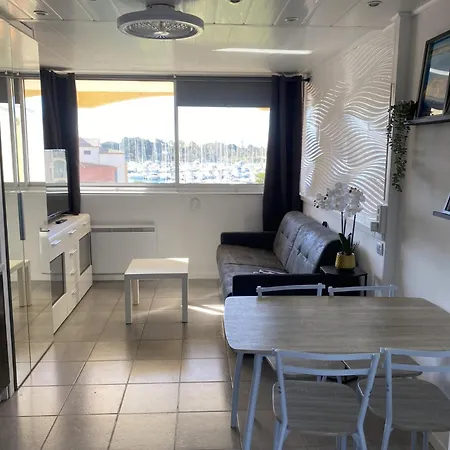 דירה Vue Port Avec Parking Prive