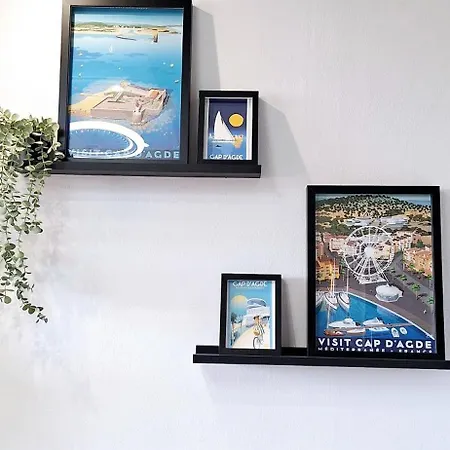 Vue Port Avec Parking Prive אגדה